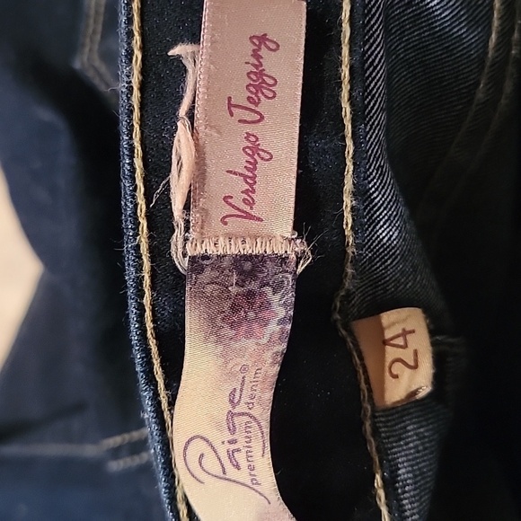 Paige Premium Denim Verdugo Jegging Jeans - Picture 5 of 6